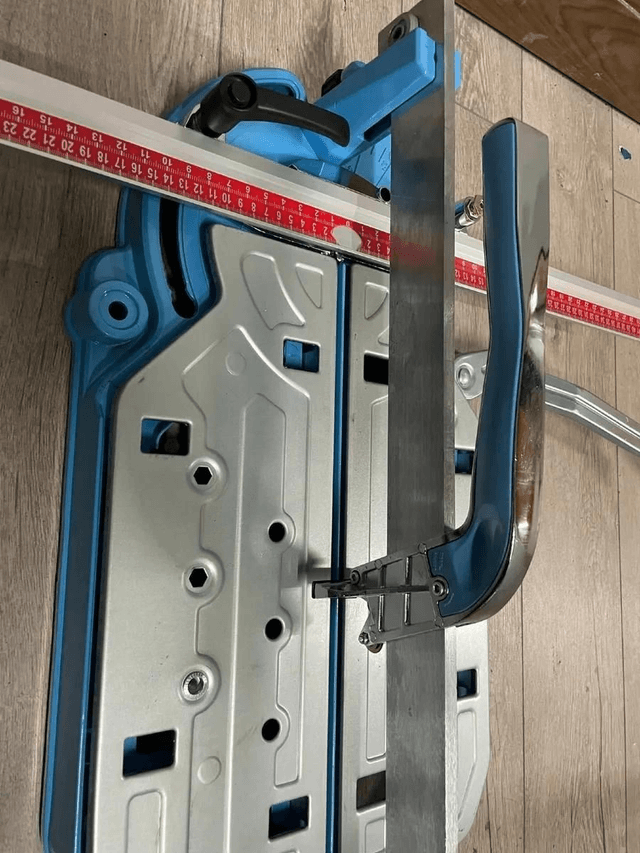 95cm Tile Cutter (New)