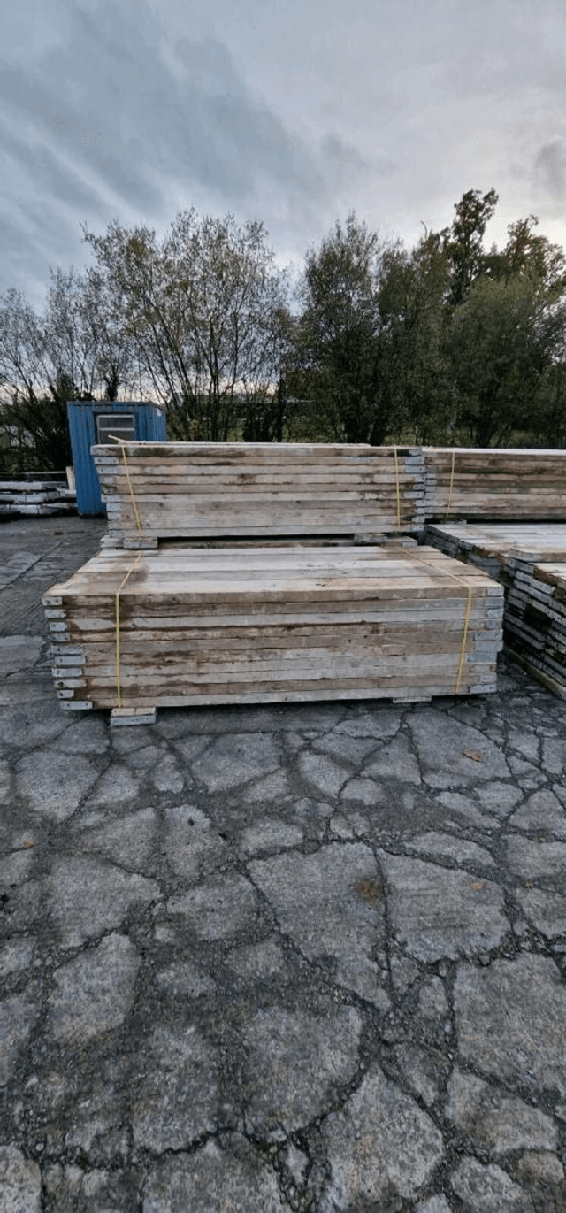 8FT Wooden Boards (Used)
