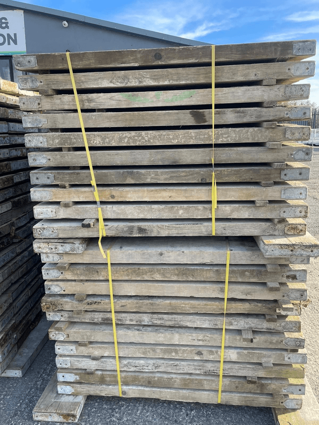 4FT Wooden Planks x 50 (Bale)